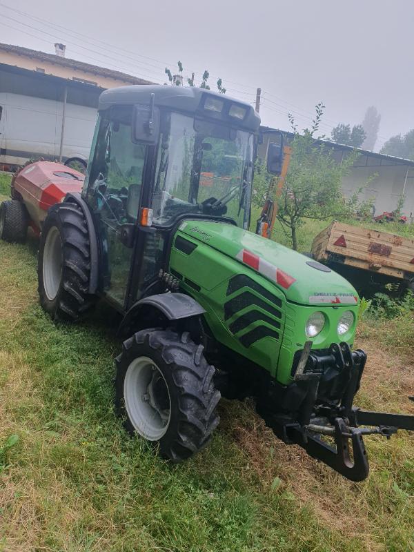 Трактор Deutz-Fahr Agrocompact70f - изображение 2