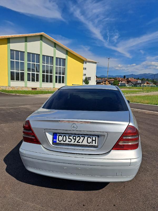 Mercedes-Benz C 200 CDI - изображение 5