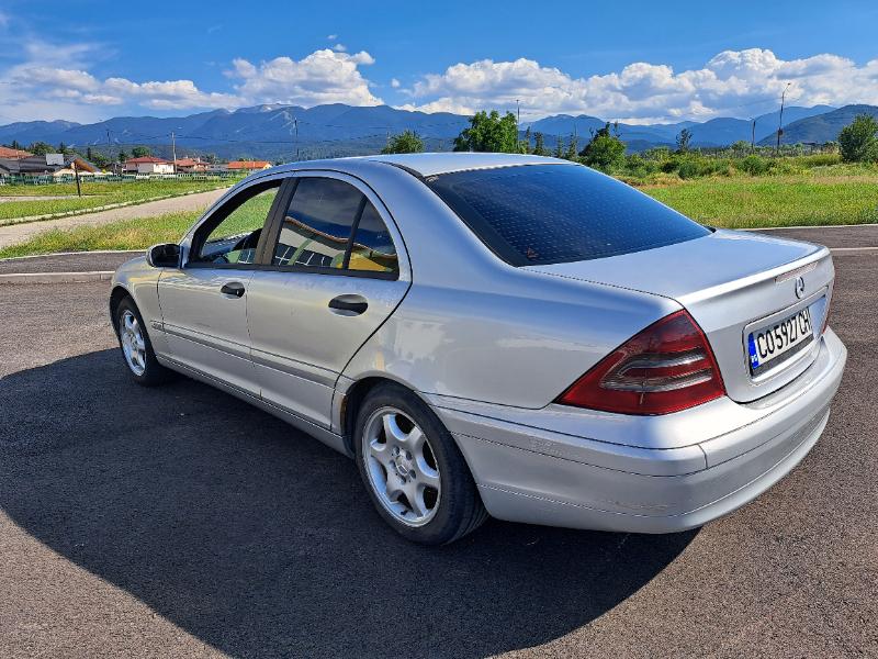 Mercedes-Benz C 200 CDI - изображение 3