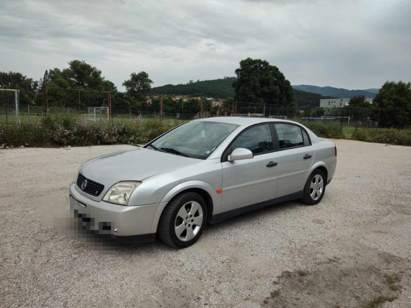 Opel Vectra 2.2 - изображение 3