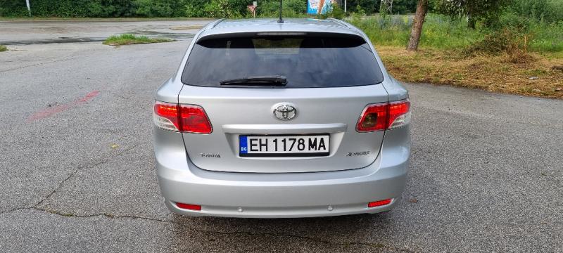 Toyota Avensis 2.2 d-cat - изображение 4