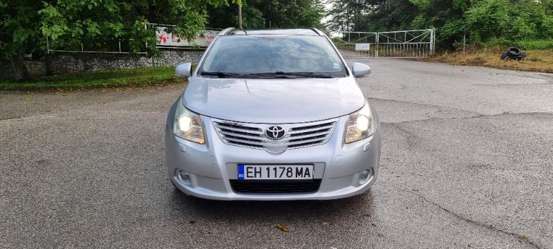 Toyota Avensis 2.2 d-cat - изображение 8