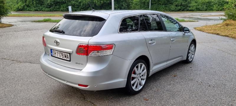 Toyota Avensis 2.2 d-cat - изображение 5