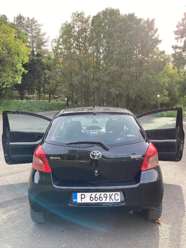 Toyota Yaris 1.4 D4-D - изображение 10