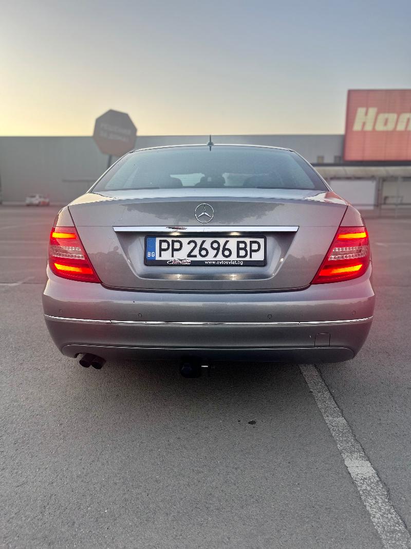 Mercedes-Benz C 220  - изображение 6