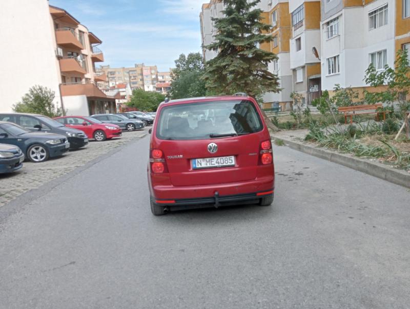 VW Touran 1.6 - изображение 6