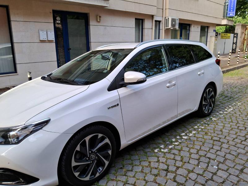 Toyota Auris 1.8 - изображение 7