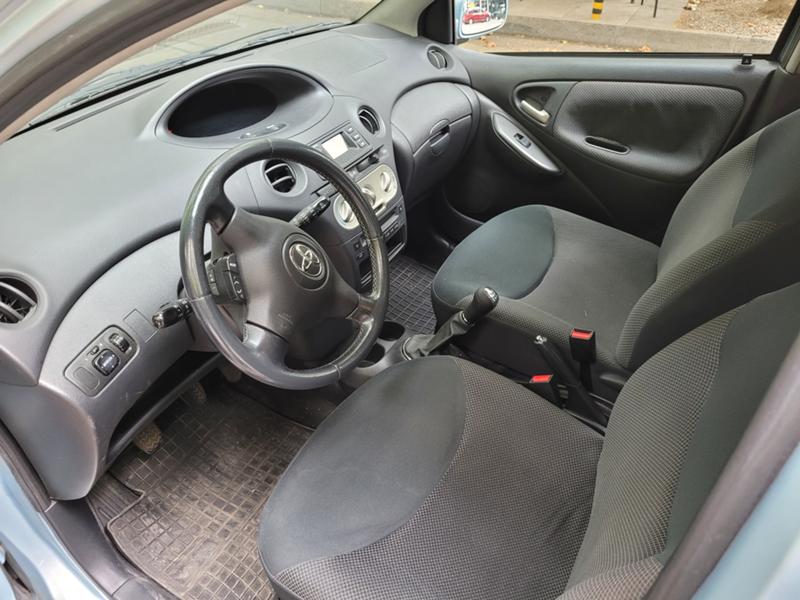 Toyota Yaris 1.0 VVT-I - изображение 6