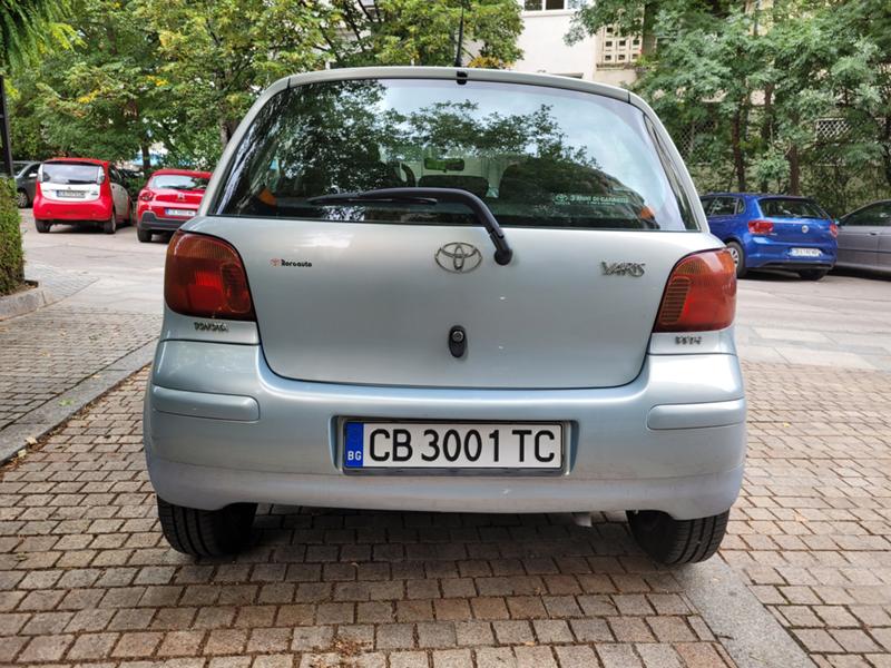 Toyota Yaris 1.0 VVT-I - изображение 4