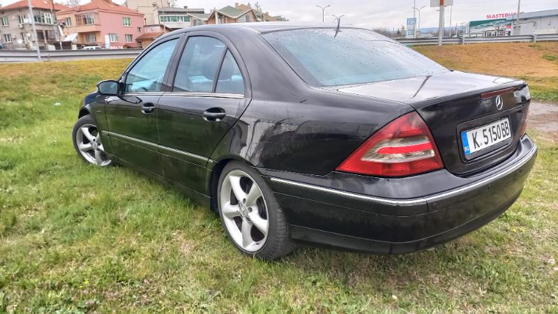 Mercedes-Benz C 220  - изображение 5