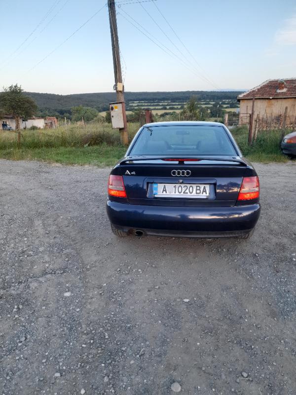 Audi A4 1.6 benzin 101 k - изображение 3