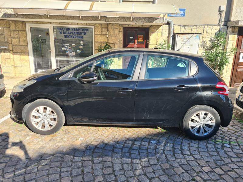 Peugeot 208 1.2 бензин - изображение 3