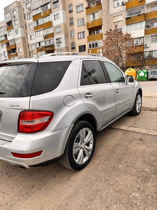 Mercedes-Benz ML 320 3.0 TDI - изображение 2