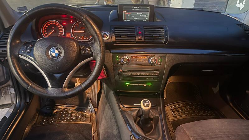 BMW 120 NAVI/FACE/6ск - изображение 9