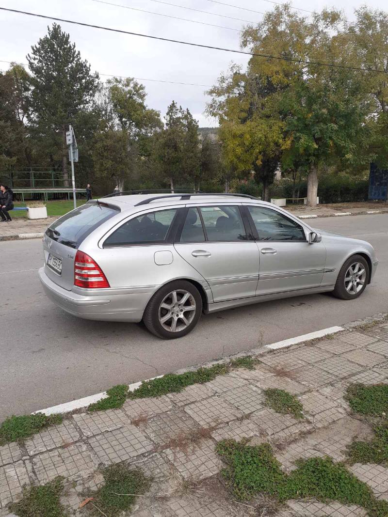 Mercedes-Benz C 200 2.0 CDI - изображение 4