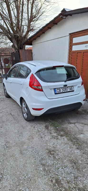 Ford Fiesta 1.4 бензин - изображение 2