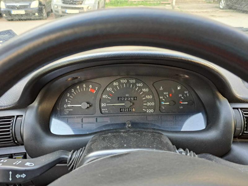 Opel Astra 1.6i - изображение 8