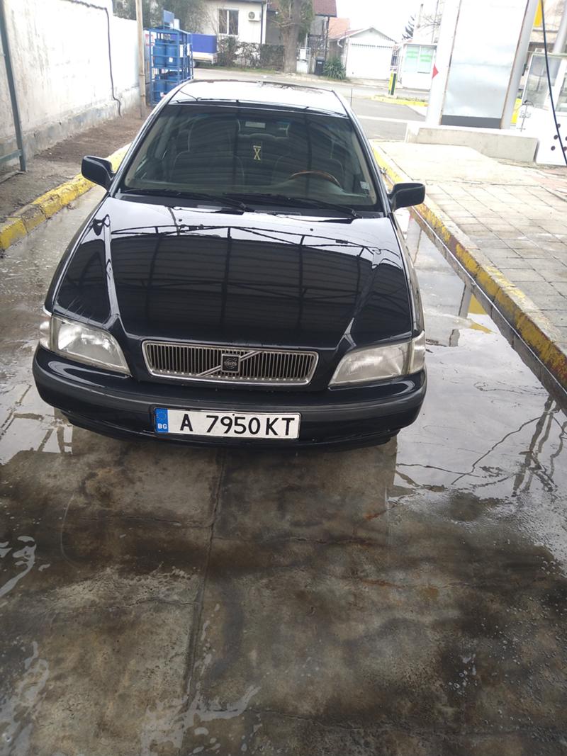 Volvo S40  - изображение 2