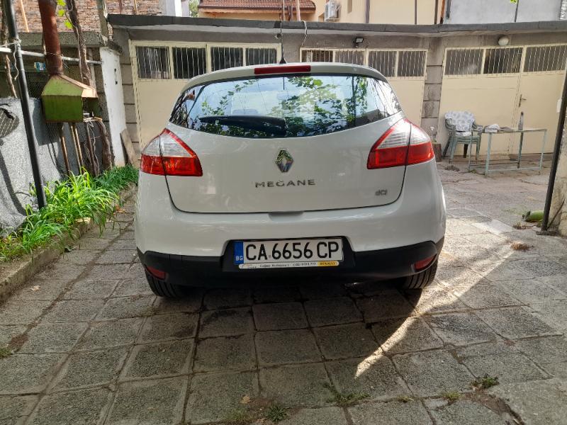 Renault Megane 1.5 dci 90к.с - изображение 4