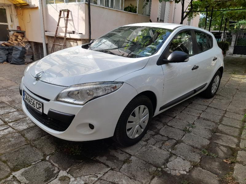 Renault Megane 1.5 dci 90к.с - изображение 3