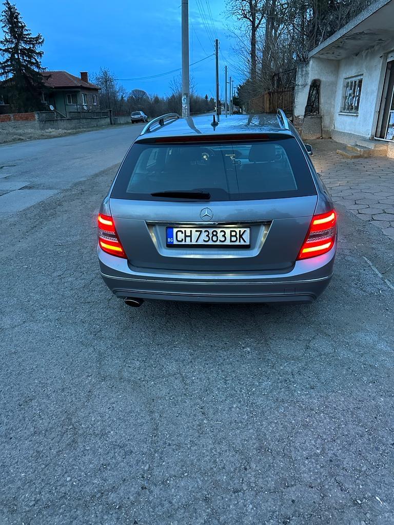 Mercedes-Benz C 220 220CDI - изображение 2