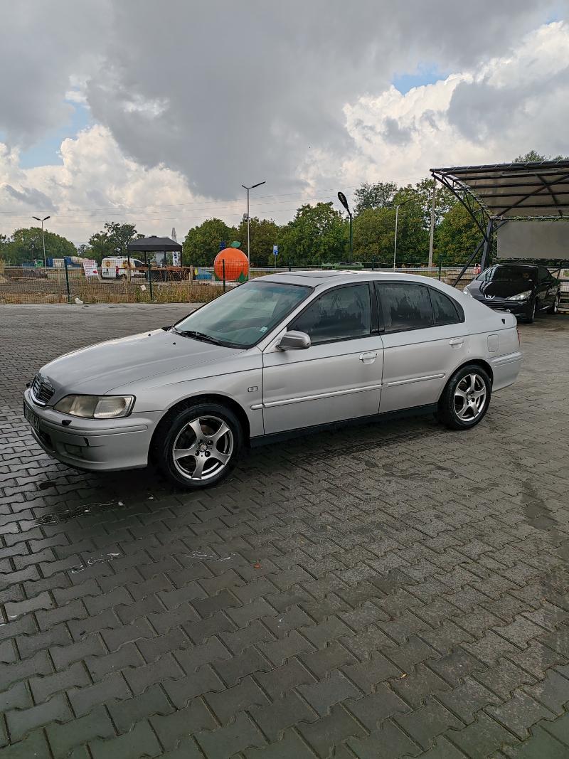 Honda Accord 2.0 - изображение 2