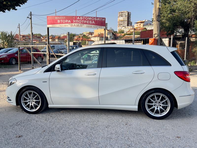 Mercedes-Benz B 200 LED Pano Navi - изображение 4