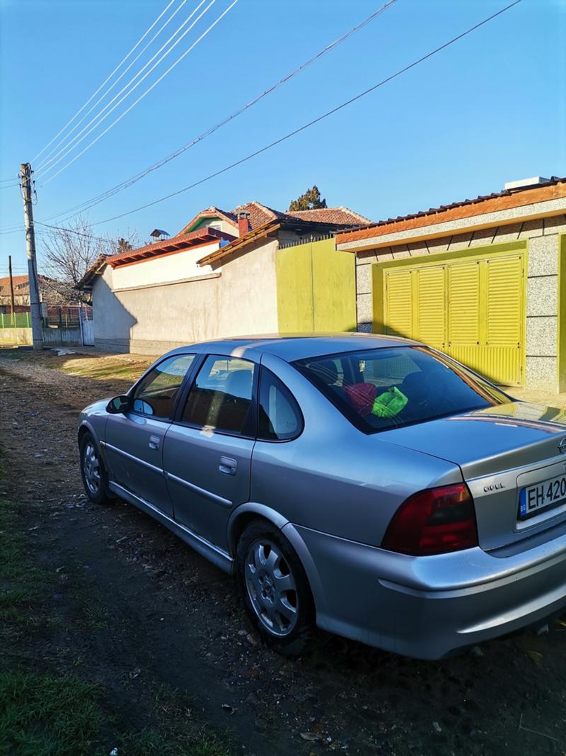 Opel Vectra 2.0 DTI - изображение 4