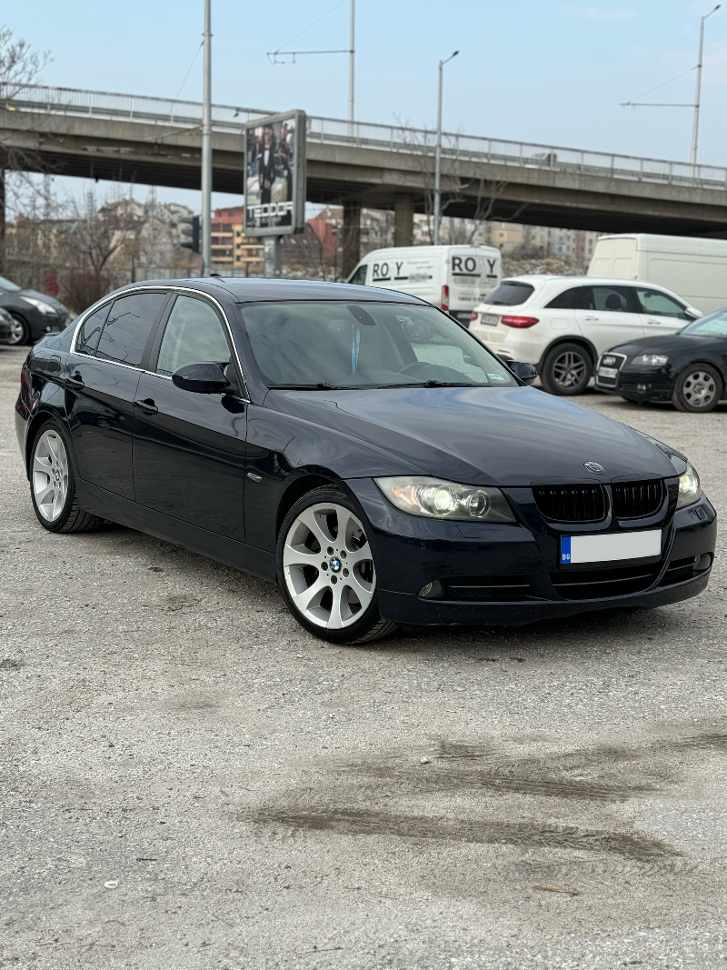 BMW 330 RWD - изображение 1