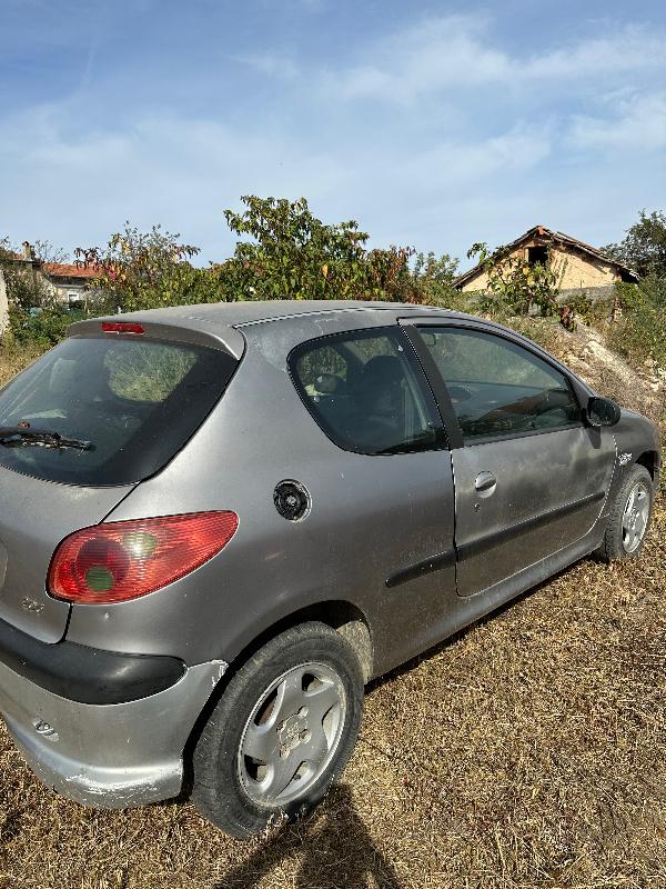 Peugeot 206 1.4 75 НА ЧАСТИ - изображение 2