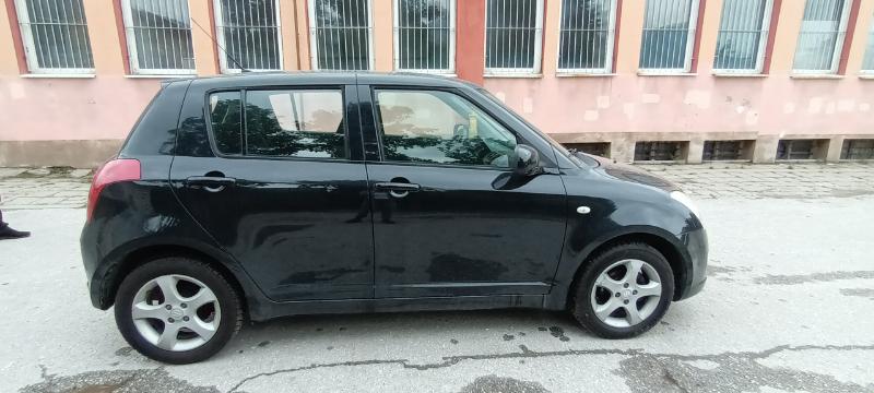 Suzuki Swift 1.3 - изображение 3