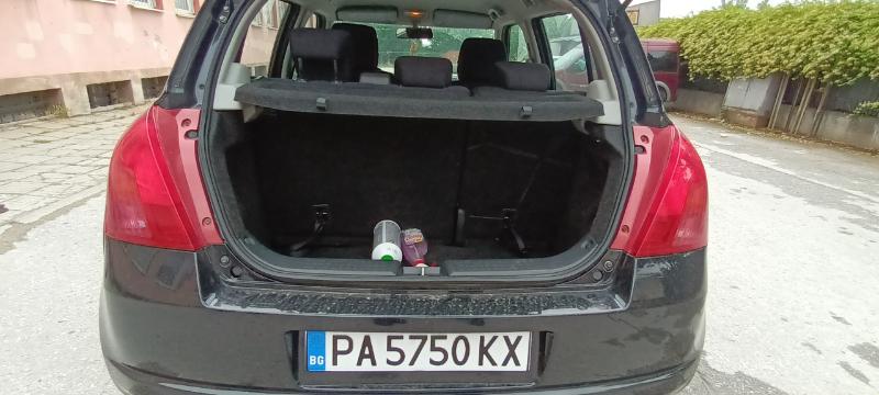 Suzuki Swift 1.3 - изображение 6