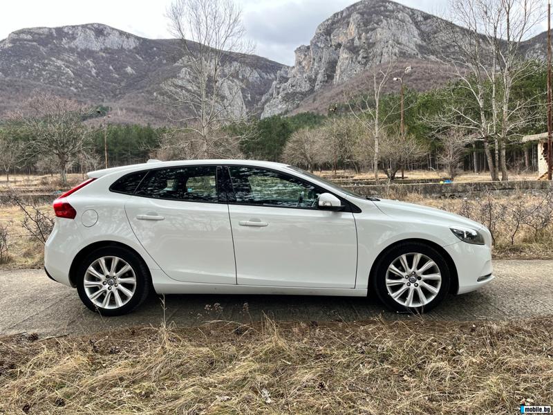 Volvo V40 1.6D | 115к.с. - изображение 4