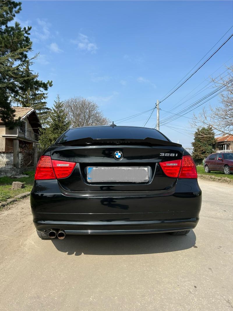 BMW 328 xDrive, Газ - изображение 8