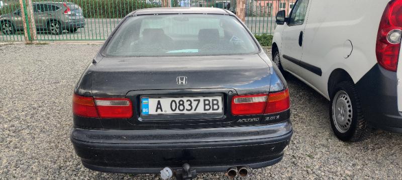 Honda Accord 2.0 - изображение 3