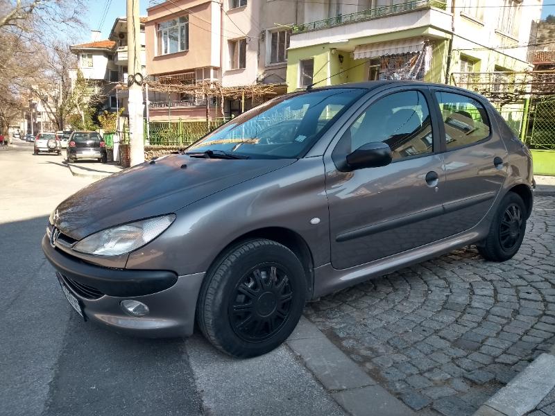 Peugeot 206 1,4 - изображение 2