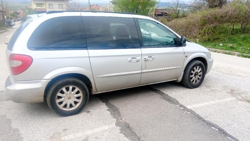 Chrysler Voyager 2.4i - изображение 4