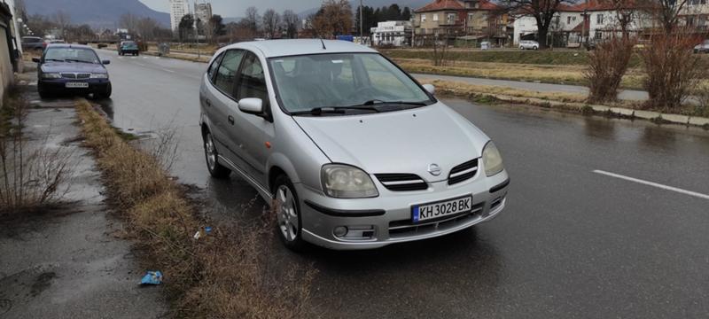 Nissan Almera tino 2. 2 Cdi - изображение 5