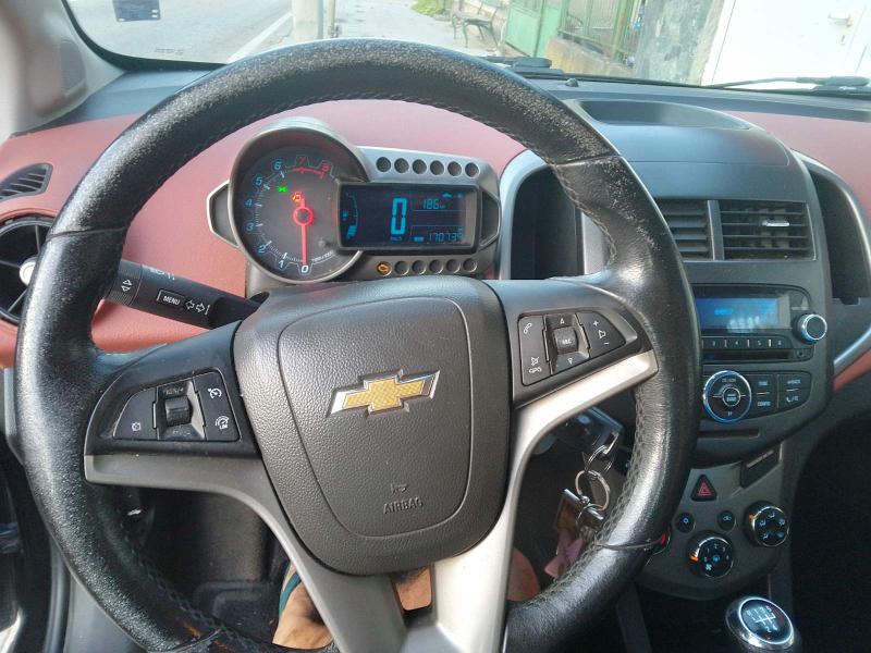 Chevrolet Aveo 1.4 - изображение 7