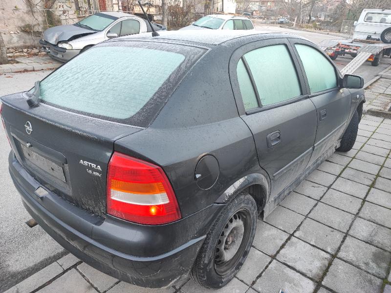 Opel Astra G 1.6i НА ЧАСТИ  - изображение 4