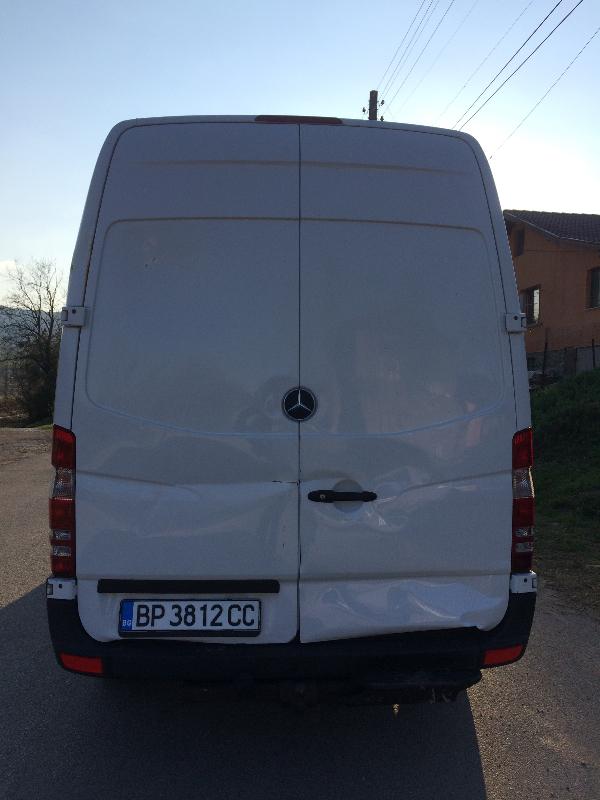 Mercedes-Benz Sprinter 311 cdi Климатик - изображение 9