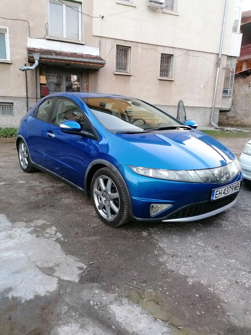 Honda Civic 1.8 - изображение 4