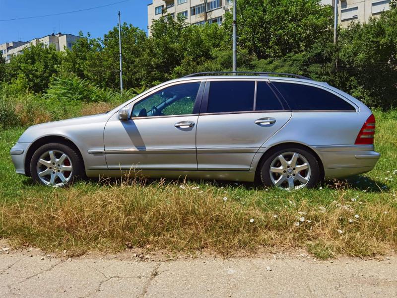 Mercedes-Benz 200 2.0 Kompressor  - изображение 6