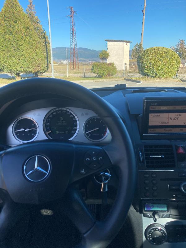 Mercedes-Benz C 350 3,5 бензин  - изображение 8