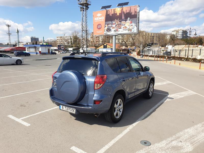 Toyota Rav4 III 2.2 D-4D 136 - изображение 3