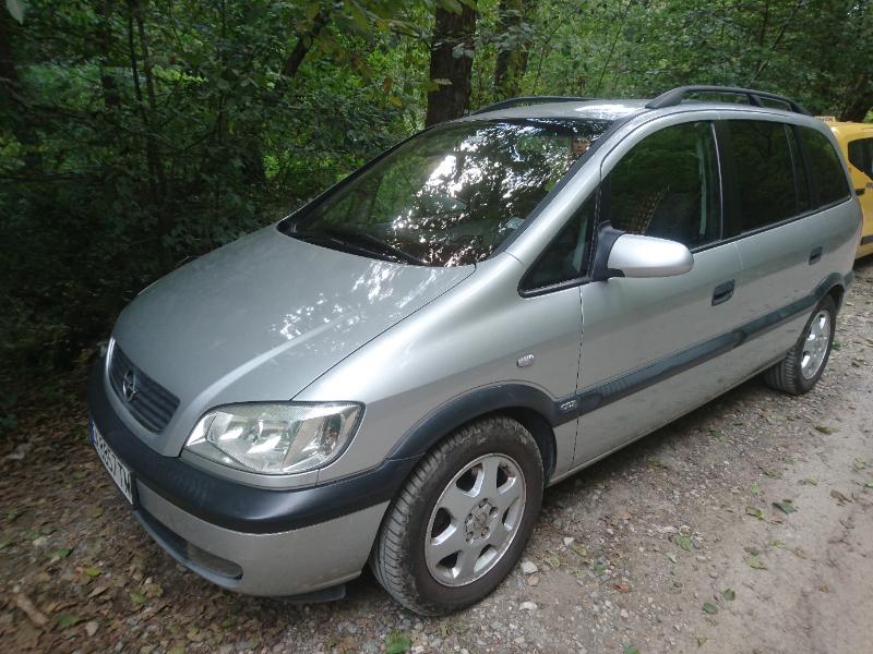 Opel Zafira 1.8i 16 V 116 кс - изображение 9