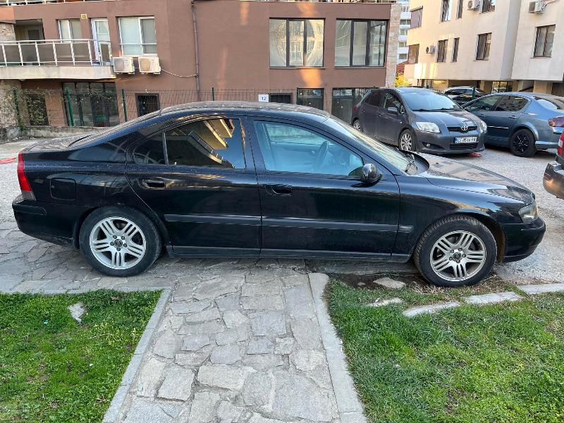 Volvo S60 2.4D - изображение 4