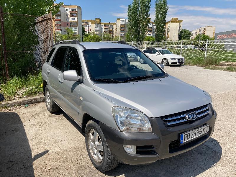 Kia Sportage 2.0i 4x4 - изображение 9