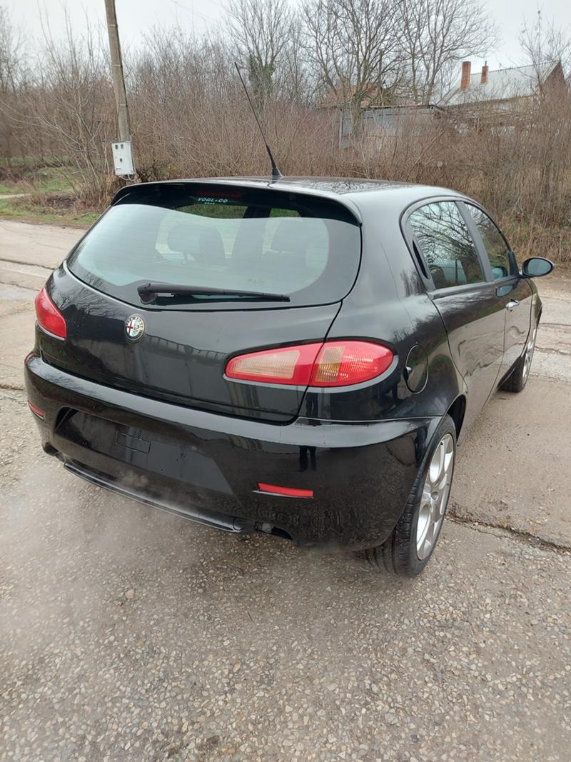 Alfa Romeo 147 1.6i/105FACELIFT - изображение 5