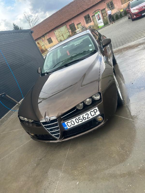 Alfa Romeo 159  - изображение 3